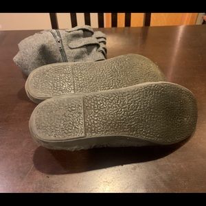 Blowfish size 11 flat boots